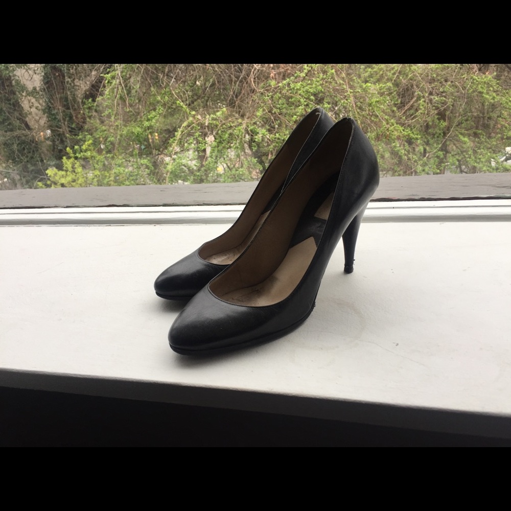Classic black Pumps Heels Size 7